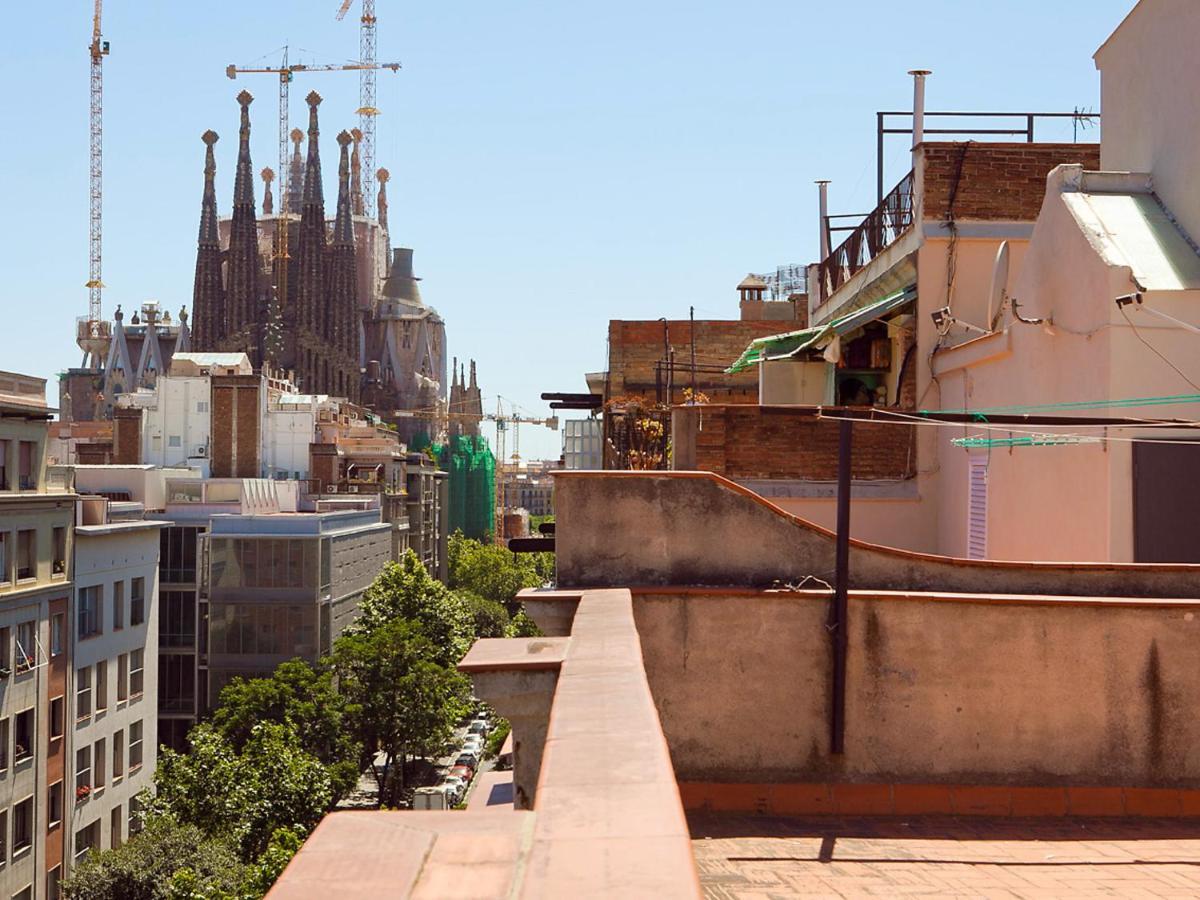 Apartment Eixample Dret Sagrada Familia By Interhome Barcelona Exterior foto