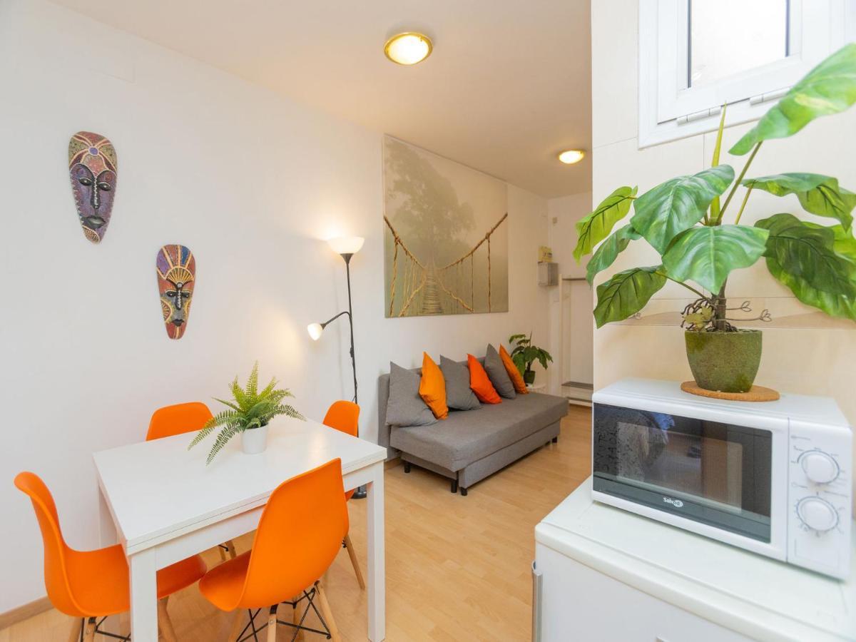 Apartment Eixample Dret Sagrada Familia By Interhome Barcelona Exterior foto