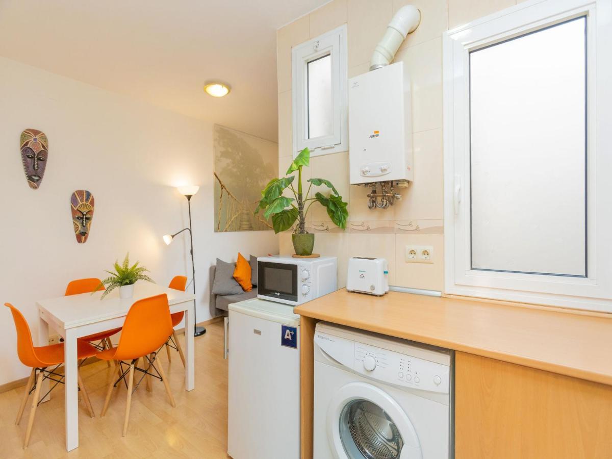 Apartment Eixample Dret Sagrada Familia By Interhome Barcelona Exterior foto